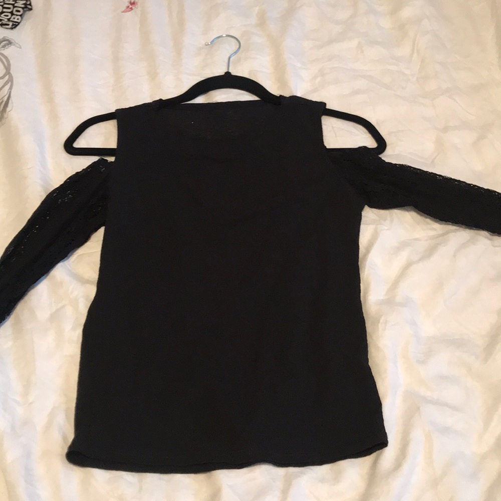 long sleeve open shoulder lace sleeve